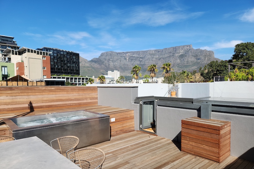 9b Loader Street - roof deck